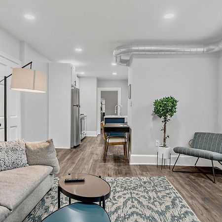 Fashionable 2Br In Downtown Location W Work Area Apartment Harrisburg Exterior photo