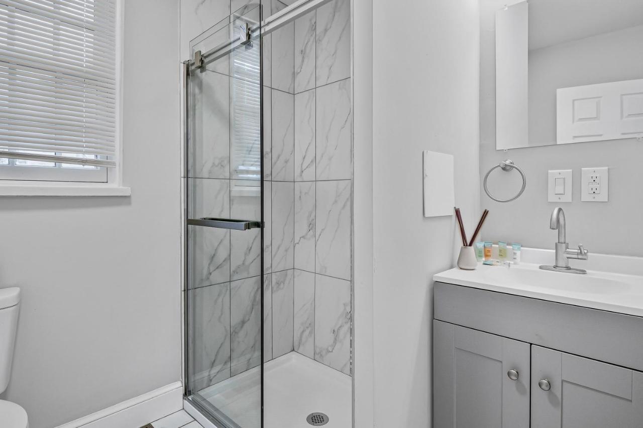Fashionable 2Br In Downtown Location W Work Area Apartment Harrisburg Exterior photo